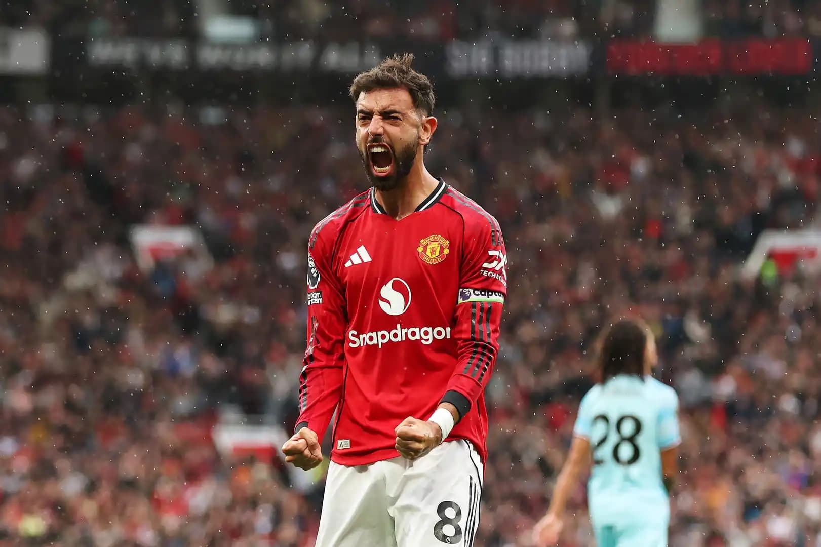 Manchester United Setujui Klausul Pelepasan Bruno Fernandes