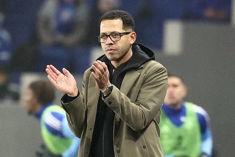 Liam Rosenior Jadi Pelatih Baru Chelsea Hingga Tahun 2032